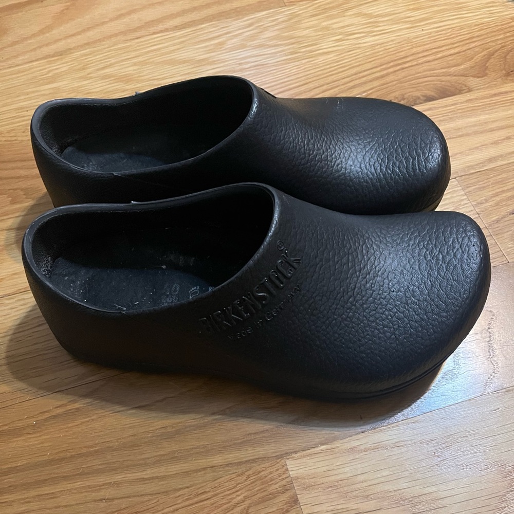 Birkenstock Chef Clogs, Black, Nice Condition, Women’s Size 9 (So Comfortable!)